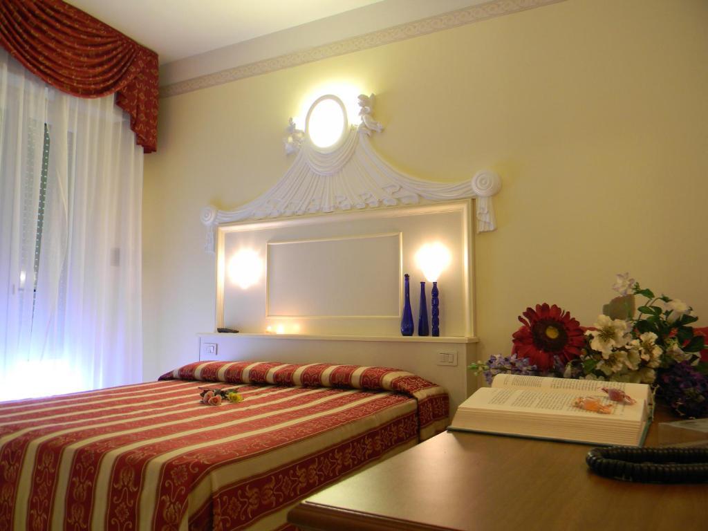 Hotel Nord Est Gabicce Mare Camera foto