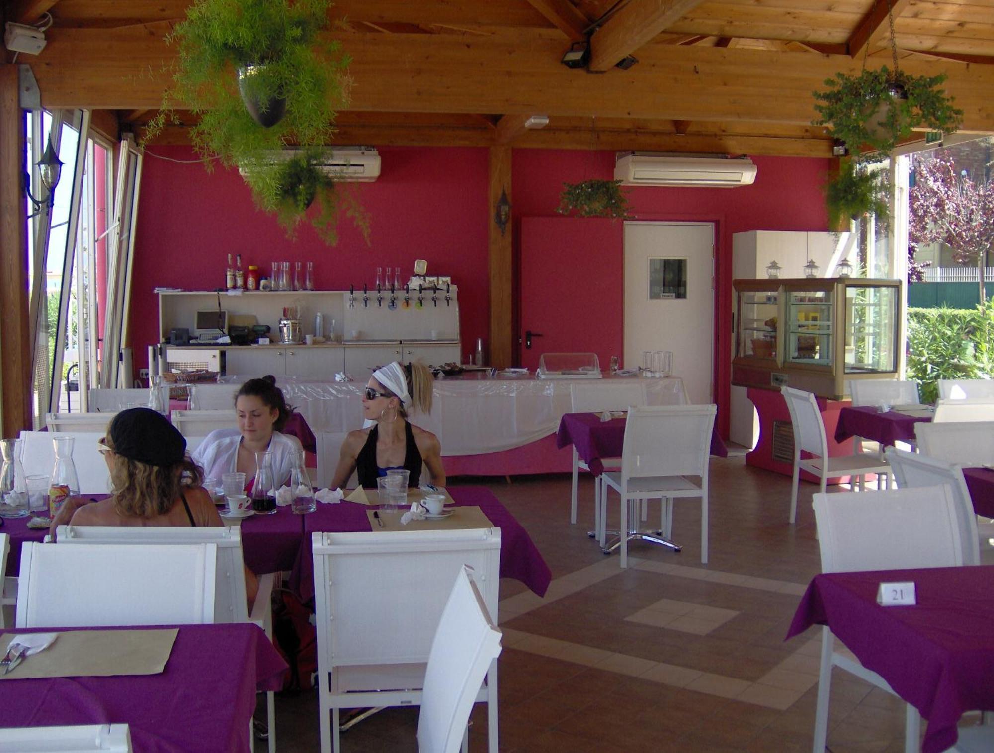 Hotel Nord Est Gabicce Mare Esterno foto