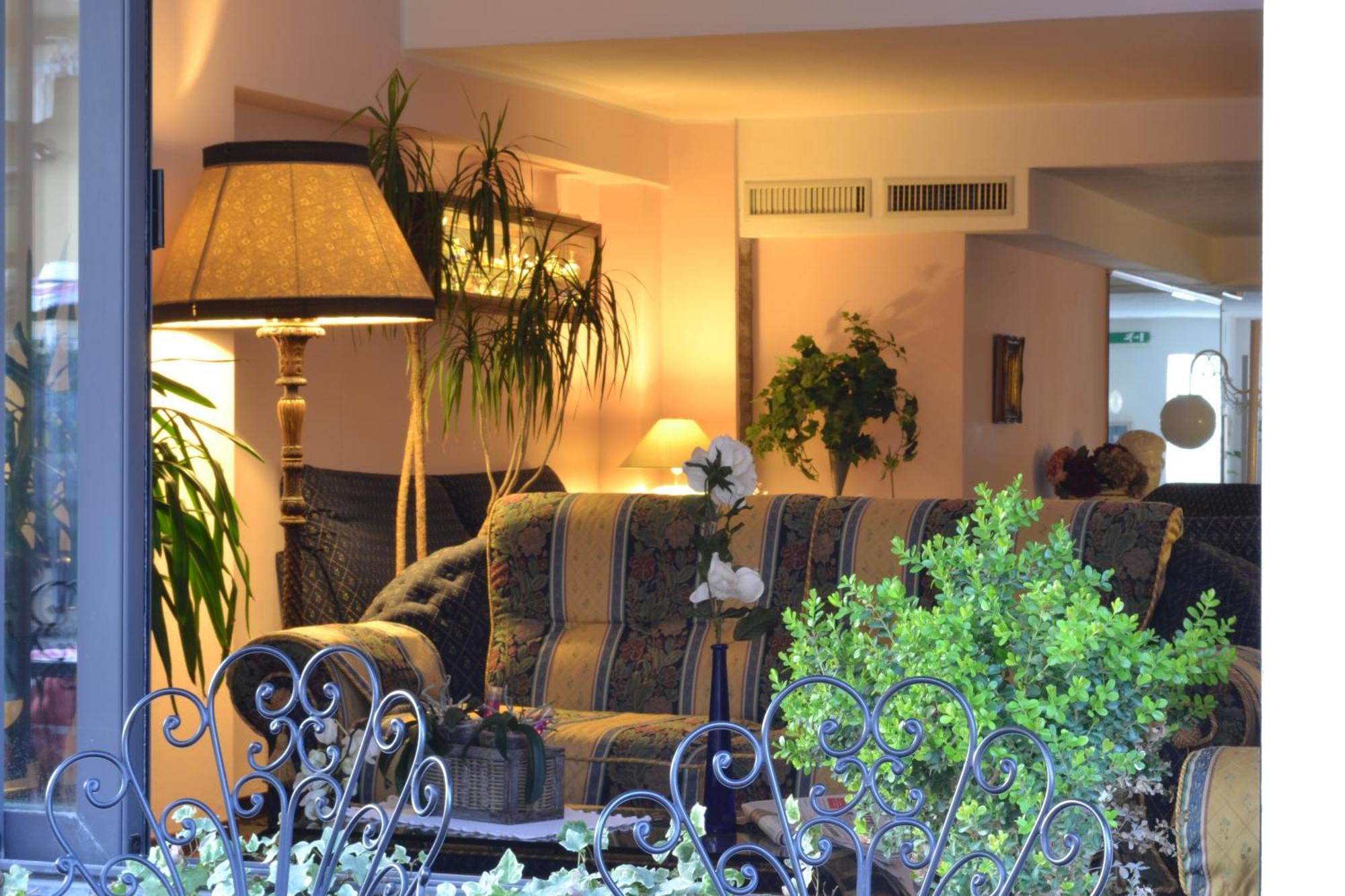Hotel Nord Est Gabicce Mare Esterno foto