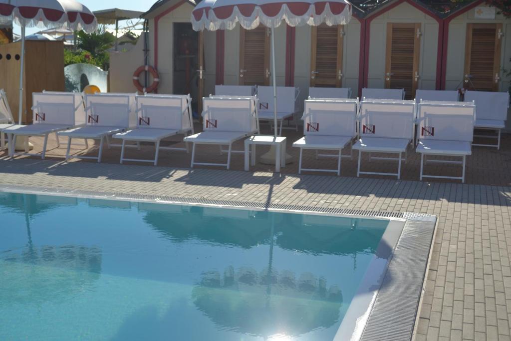 Hotel Nord Est Gabicce Mare Esterno foto
