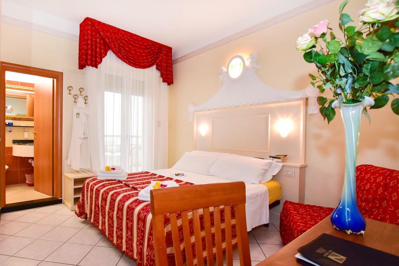 Hotel Nord Est Gabicce Mare Esterno foto